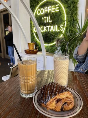 Parlor Public House by null