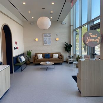 Bond Vet - Veterinarians Near Me - Westport, Connecticut Bond Vet - Veterinarians Near Me - Westport, Connecticut