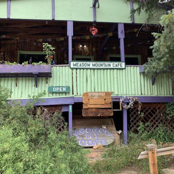 Meadow Mountain Cafe - Front of restaurant - Breakfast & Brunch Near Me - Allenspark, Colorado