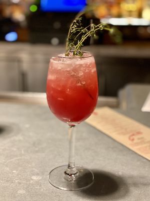 Red Owl Tavern by null