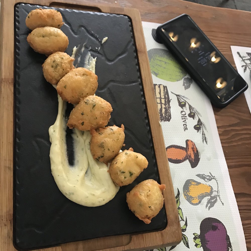 Vic Braseria - Buñuelos de Bacalao - Brasseries Near Me - Barcelona, B Vic Braseria - Buñuelos de Bacalao - Brasseries Near Me - Barcelona, B
