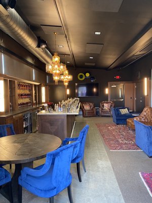 Bardstown Bourbon Company by null