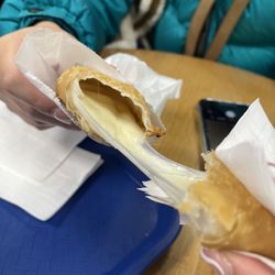 Mama's Empanadas - Cheese pull