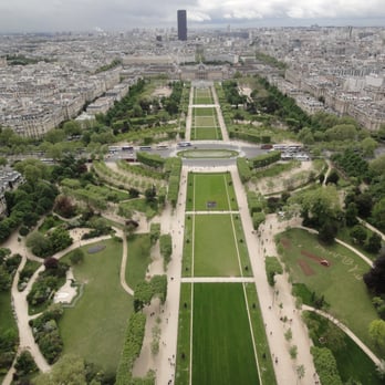 La Tour Eiffel - Landmarks & Historical Buildings Near Me - Paris, 75