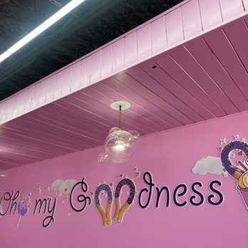 Churro On Top - Inside WALL - Desserts Near Me - Richardson, Texas