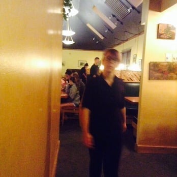 Harvest Grille - Lobby looking into dining room - Seafood Near Me - Holden, Massachusetts