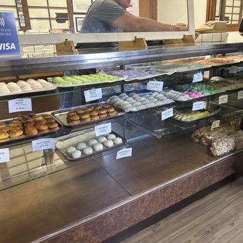 Nisshodo Candy Store - Candy Stores Near Me - Honolulu, Hawaii