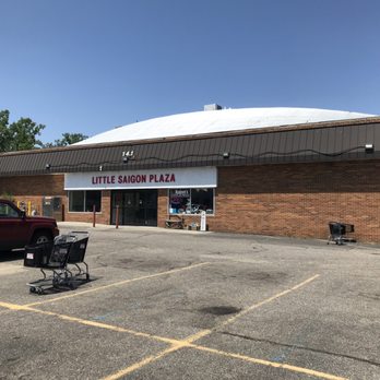 Saigon Market - Entrance to Saigon Market. - Grocery Near Me - Grand Rapids, Michigan