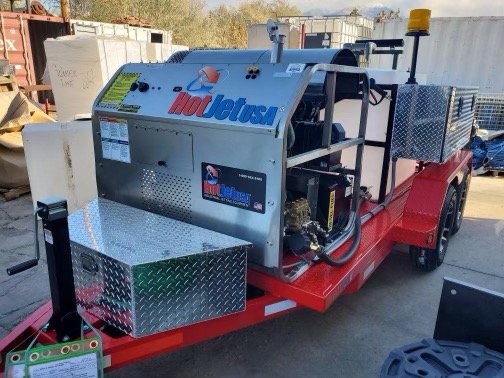 Slide of Charlie's Plumbing and Mechanical