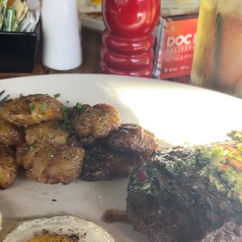 Doc B's Restaurant + Bar - Chimichurri Steak & Eggs - Bars Near Me - Tampa, Florida