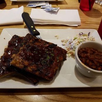 Budweiser Brew House - STL BBQ in all its glory. - Sports Bars Near Me - Saint Louis, Missouri
