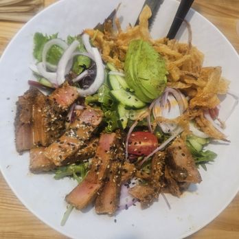 The Stand - Cold ahi. Very unappetizing salad. - New American Near Me - Santa Clara, California The Stand - Cold ahi. Very unappetizing salad. - New American Near Me - Santa Clara, California