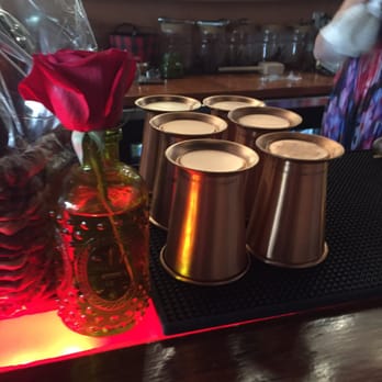 Overlook Lodge: A Rustic Watering Hole - All ready for Derby Day! - Cocktail Bars Near Me - Cincinnati, Ohio