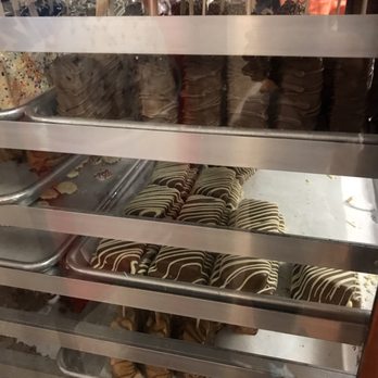 Kilwins Ice Cream - Chocolate - Fudge - Chocolatiers & Shops Near Me - Newport, Rhode Island Kilwins Ice Cream - Chocolate - Fudge - Chocolatiers & Shops Near Me - Newport, Rhode Island