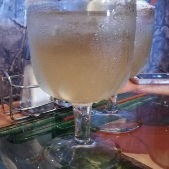El Grand Patron - Brown margarita! Yucky tasting like chemicals. Terrible service. - Mexican Near Me - Sandusky, Ohio El Grand Patron - Brown margarita! Yucky tasting like chemicals. Terrible service. - Mexican Near Me - Sandusky, Ohio