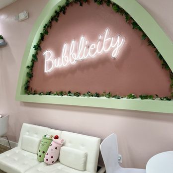 Bubblicity - Inside - Coffee & Tea Near Me - Rancho Cucamonga, California