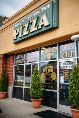 Straight from New York Pizza by null