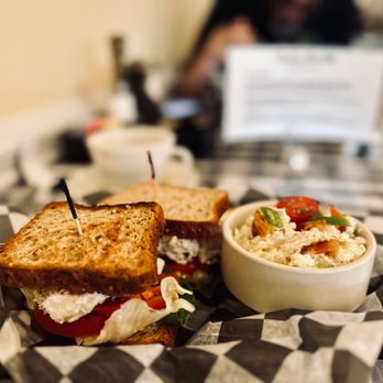 Cranberry Street Cafe - Chicken salad special on gluten free bread with potato salad - Coffee Roasteries Near Me - Newland, North Carolina Cranberry Street Cafe - Chicken salad special on gluten free bread with potato salad - Coffee Roasteries Near Me - Newland, North Carolina