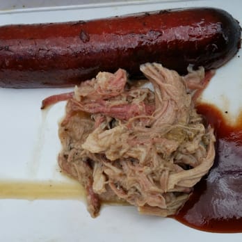 Nomad's BBQ - Pork & Brew 1 - Food Trucks Near Me - Albuquerque, New Mexico