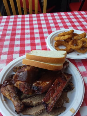 Danny Edwards BLVD BBQ by null