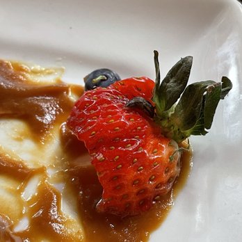 Perch - A LIVE slug on our dessert!!! - Lounges Near Me - Los Angeles, California
