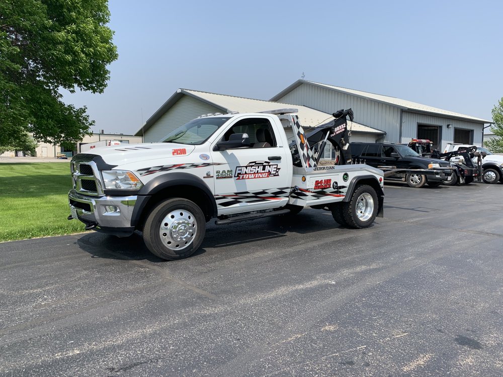 FINISH LINE TOWING 53 Photos Towing 9745 W Schlinger Ave