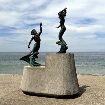 Malecón Puerto Vallarta - Artwork along the Malecón - Beaches Near Me - Puerto Vallarta, JAL