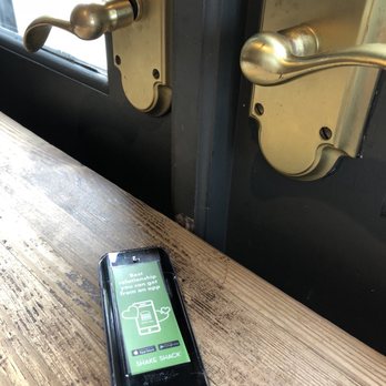 Shake Shack Dumbo - Burgers Near Me - Brooklyn, New York