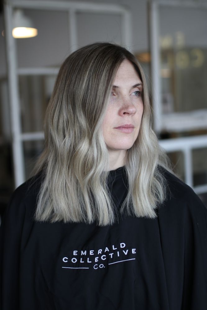 Emerald Collective Salon  Logo