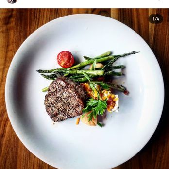 JOEY Markville - FILET MINION W.CRISPY POTATOES AND DAILY VEGGIES - Canadian (New) Near Me - Markham, Ontario