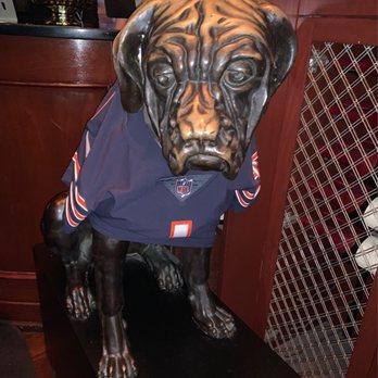 Chicago Cut Steakhouse - Welcome to the Cut ... a bronze pooch clad in local Windy City sports team jerseys greets you at the door. - Steakhouses Near Me - Chicago, Illinois Chicago Cut Steakhouse - Welcome to the Cut ... a bronze pooch clad in local Windy City sports team jerseys greets you at the door. - Steakhouses Near Me - Chicago, Illinois