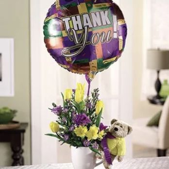 Hanover Soma West - Balloons and thank you flowers. - Apartments Near Me - San Francisco, California Hanover Soma West - Balloons and thank you flowers. - Apartments Near Me - San Francisco, California
