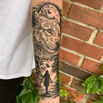 Collective Hive Tattoo - Wolf Done by Jake - Tattoo Near Me - Omaha, Nebraska
