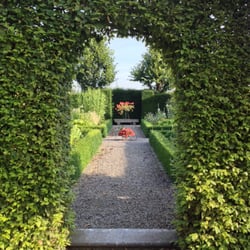 B&B De Potyze - Looking into the west garden.