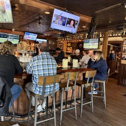 Bridge View Tavern & Beer Garden