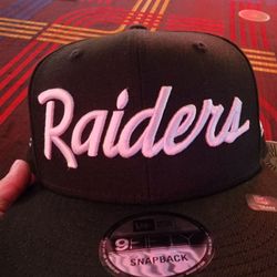 Lids - LA RAIDERS FONT