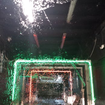 Las Brisas Hand Car Wash - At the car wash - Car Wash Near Me - Miami, Florida