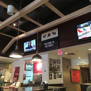 Good Stuff Eatery - Background inside - Burgers Near Me - Arlington, Virginia Good Stuff Eatery - Background inside - Burgers Near Me - Arlington, Virginia