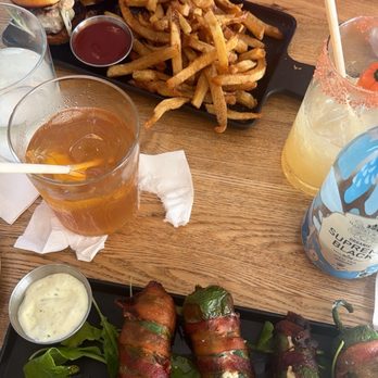 14 Global - Stuffed jalapeños and boar sliders - Tapas/Small Plates Near Me - Bethany Beach, Delaware