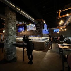 Oak & Stone - The beer taps you can get by the ounce