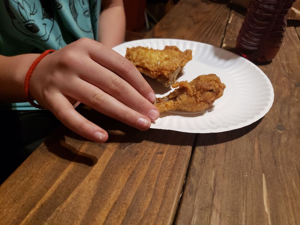 CHICKEN COOP Updated May 2024 24 Reviews 712 S Main St