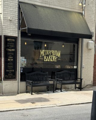 Metropolitan Bakery by null