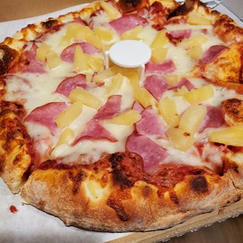 Venice Pizza - This is Hawaiian Ham and pineapple pizza is tast good - Pizza Near Me - San Francisco, California Venice Pizza - This is Hawaiian Ham and pineapple pizza is tast good - Pizza Near Me - San Francisco, California