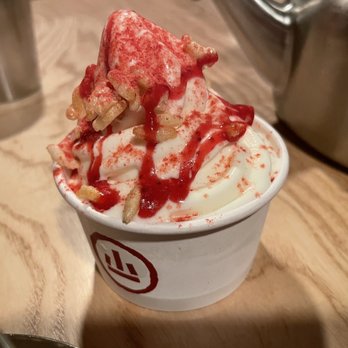 San Ho Won - Makgeolli Strawberry Soft Serve Ice Cream for dessert - Korean Near Me - San Francisco, California San Ho Won - Makgeolli Strawberry Soft Serve Ice Cream for dessert - Korean Near Me - San Francisco, California