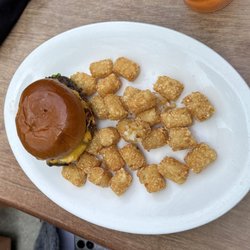 Sports & Social - Cheeseburger