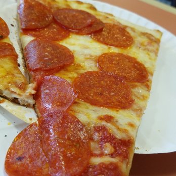 Frank's Pizza & Restaurant - Pepperoni Slice - Pizza Near Me - Bloomfield, New Jersey