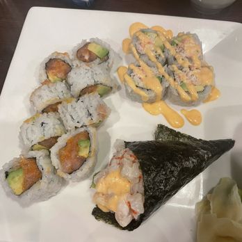 Bon Sushi - The "spicy combo" - spicy tuna roll, spicy California roll, and an excellent spicy scallop cone. - Sushi Bars Near Me - Oak Bay, British Columbia Bon Sushi - The "spicy combo" - spicy tuna roll, spicy California roll, and an excellent spicy scallop cone. - Sushi Bars Near Me - Oak Bay, British Columbia