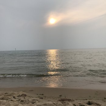 Oval Beach - Beaches Near Me - Saugatuck, Michigan