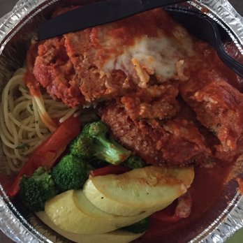 Cicciotti's - Chicken Parmesan - delicious chicken! Dry pasta.... - Italian Near Me - Carlsbad, California Cicciotti's - Chicken Parmesan - delicious chicken! Dry pasta.... - Italian Near Me - Carlsbad, California