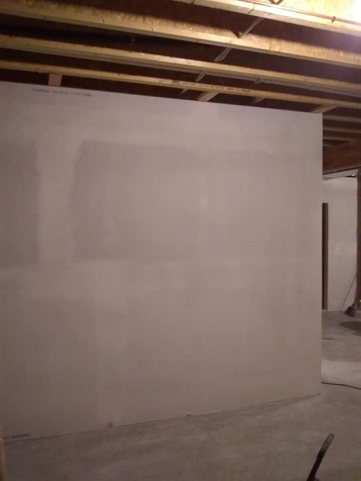 Slide of A 2 Z Pro Handyman